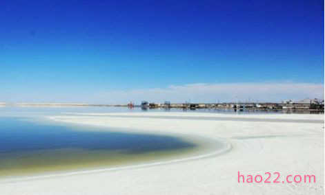 中国最大的盐湖 察尔汗盐湖中的盐可持续使用1000年 